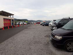 沖ノ島渡り口前の駐車場