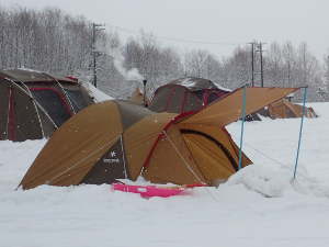 前室付きのドーム型テントの画像64