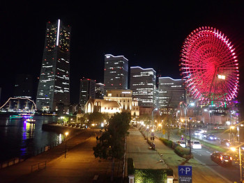 横浜みなとみらいの夜景