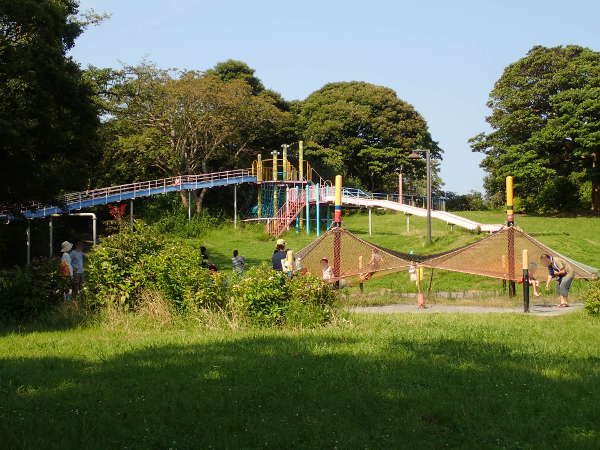 観音崎公園で家族連れ一番人気の「うみの子とりで」の画像01