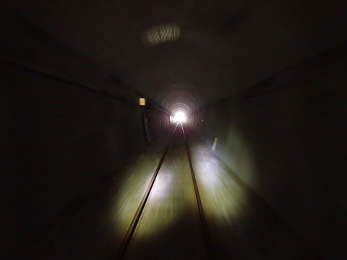 トンネル内を走る不思議な体験の画像20