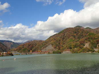 東側の南湖畔側からみる千代の沢園地方面の画像26