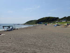 北側の長浜海岸の砂浜