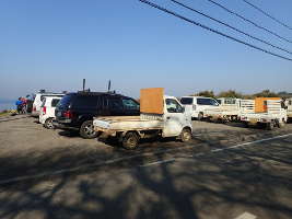 上諏訪神社前の駐車場