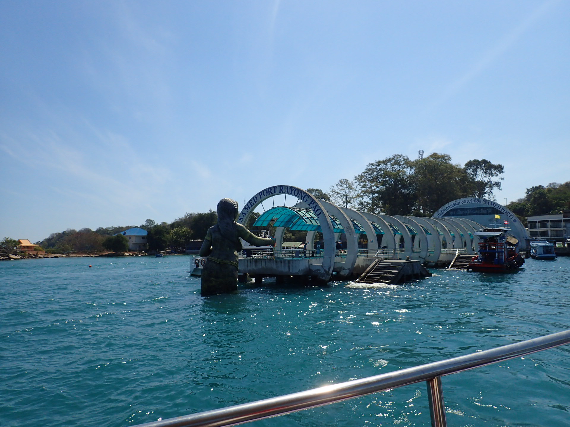 サメット島2の画像