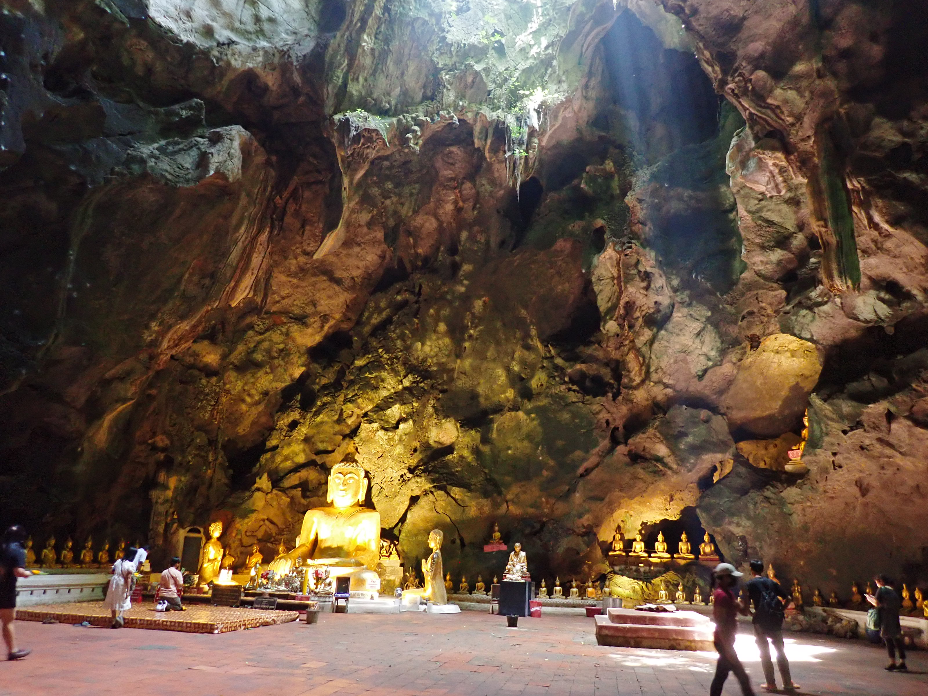 カオ・ルアン洞窟寺院の画像
