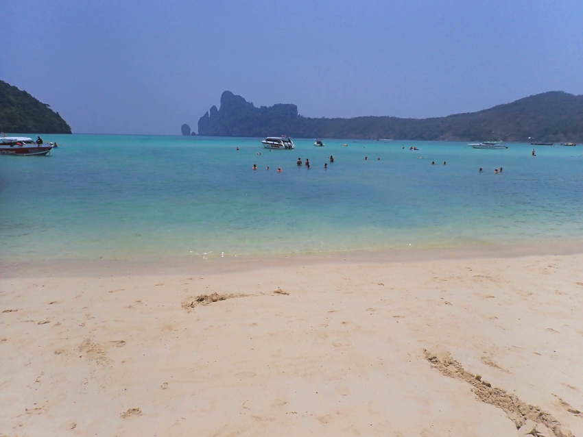 ローダラムビーチ(Loh Da Lum Bay)